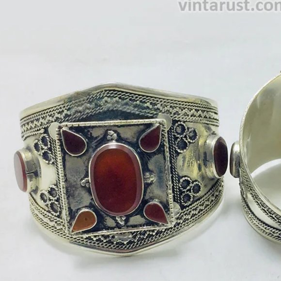 single Handmade Boho Kuchi Cuff Bracelet inlaid With Stones, Tribal Ethnic Cuff - Picture 3 of 6